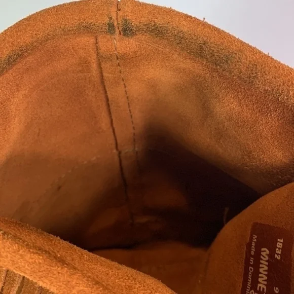 Minnetonka 3-Layer Fringe Boots - Picture 11 of 11